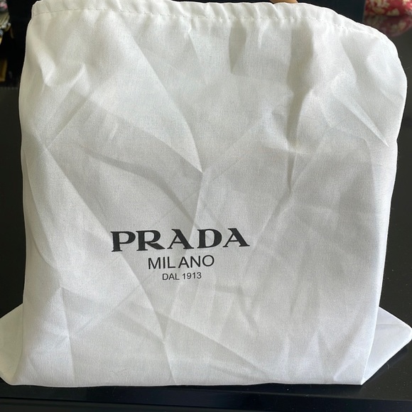PRADA HAND BAG - Picture 11 of 12